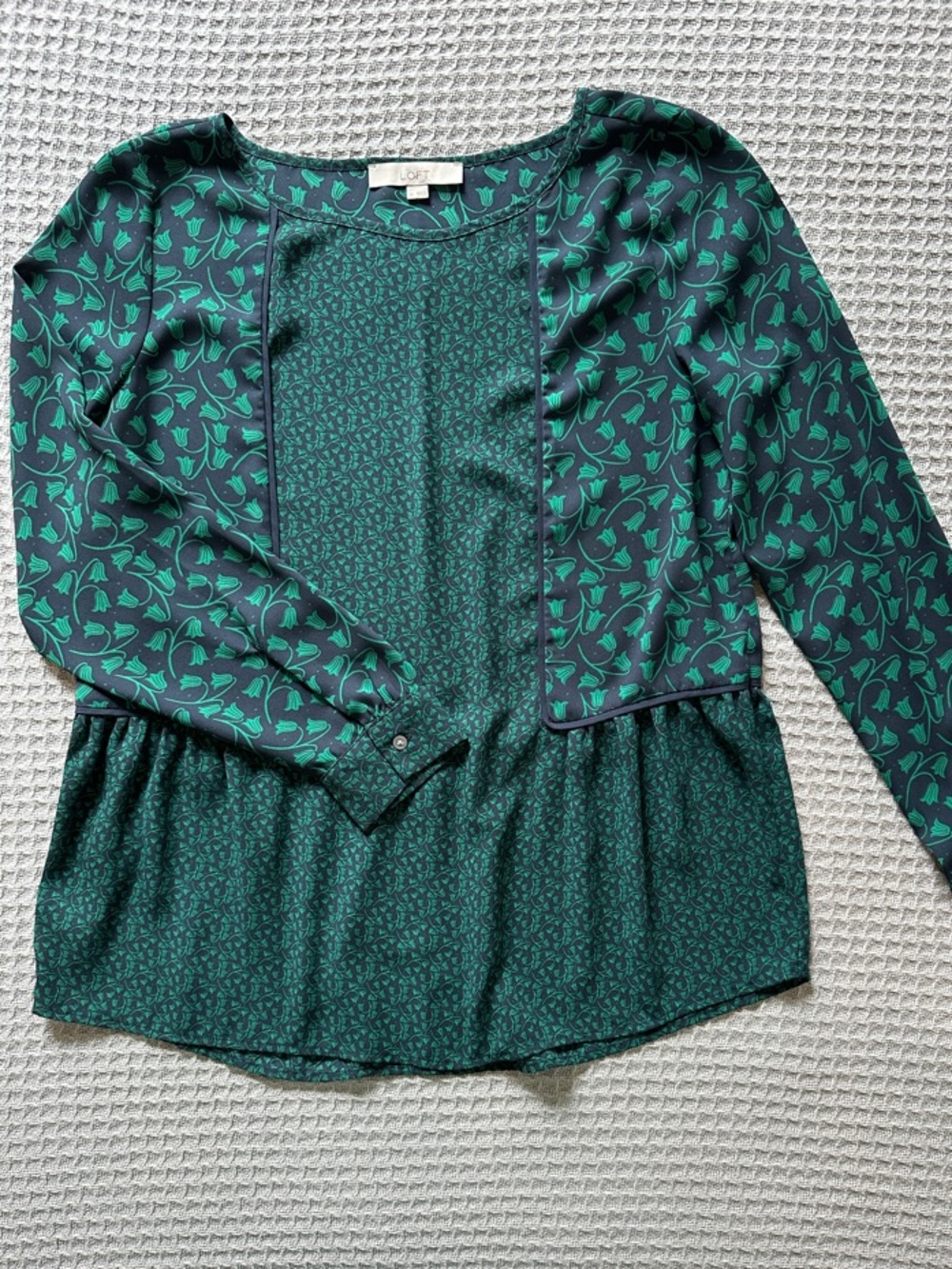 LOFT Green Patterned Peplum Blouse